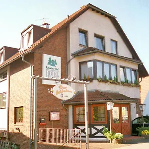hotel-refrather-hof.dusseldorf-hotel.net/